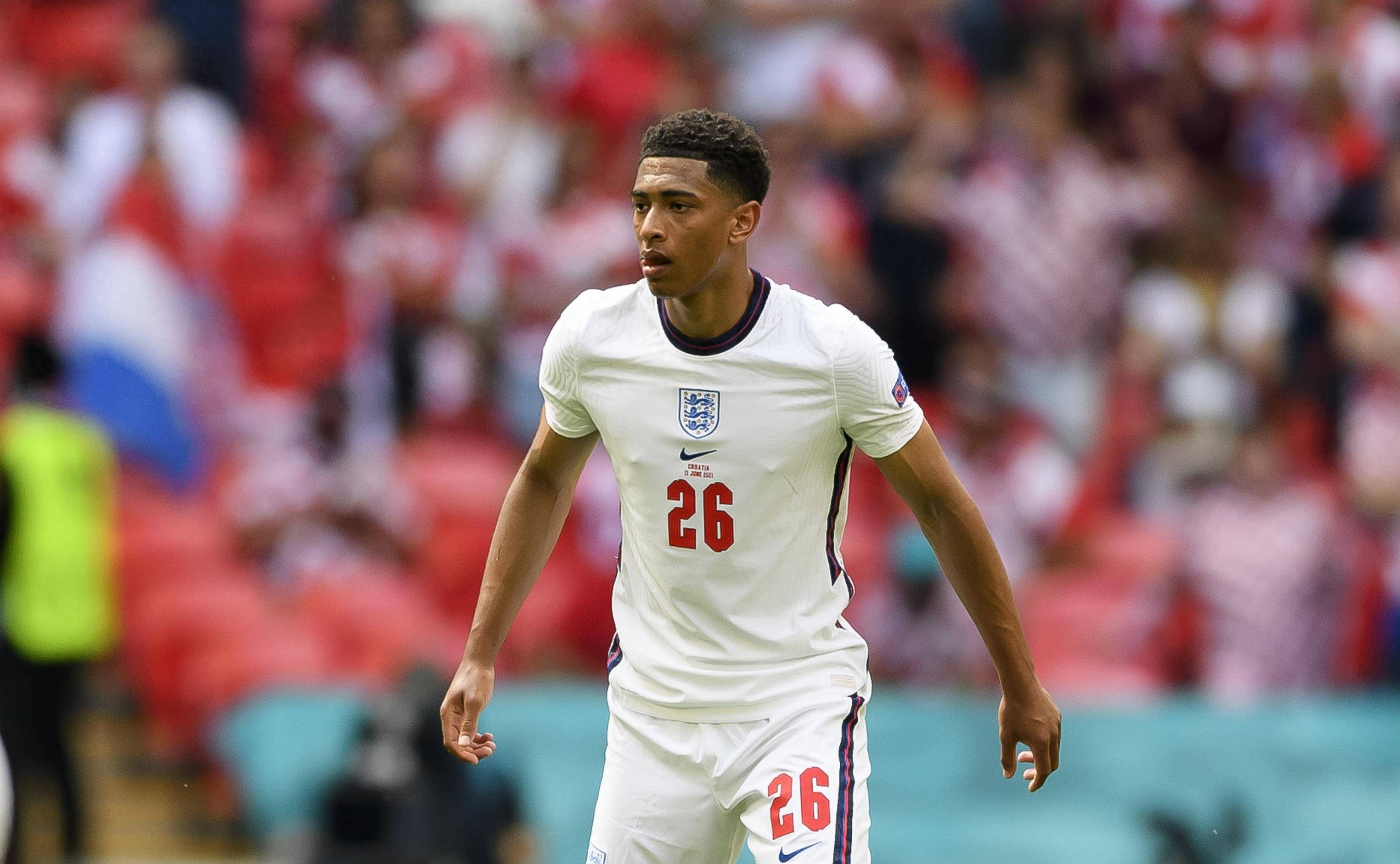 与一名高压 与一名高压